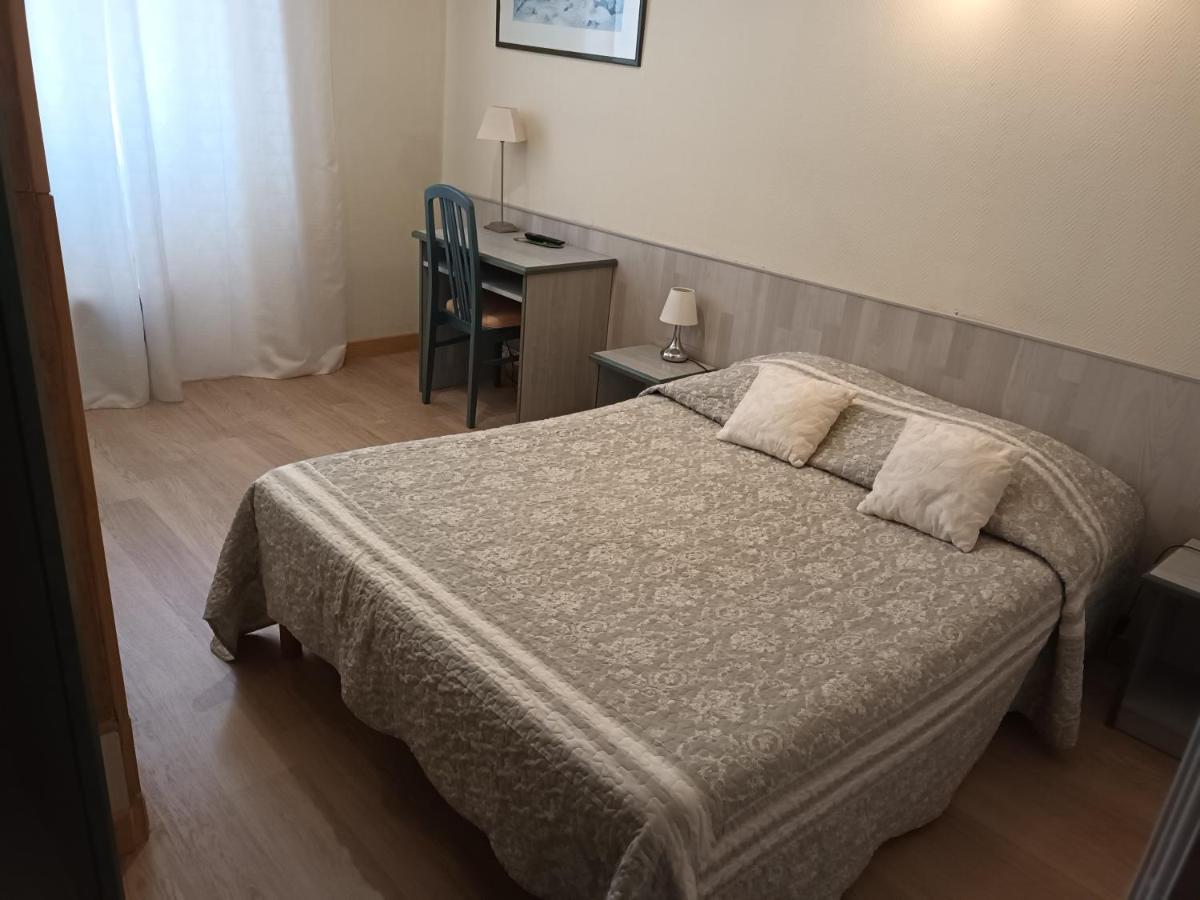 De La Paix Hotel 2*